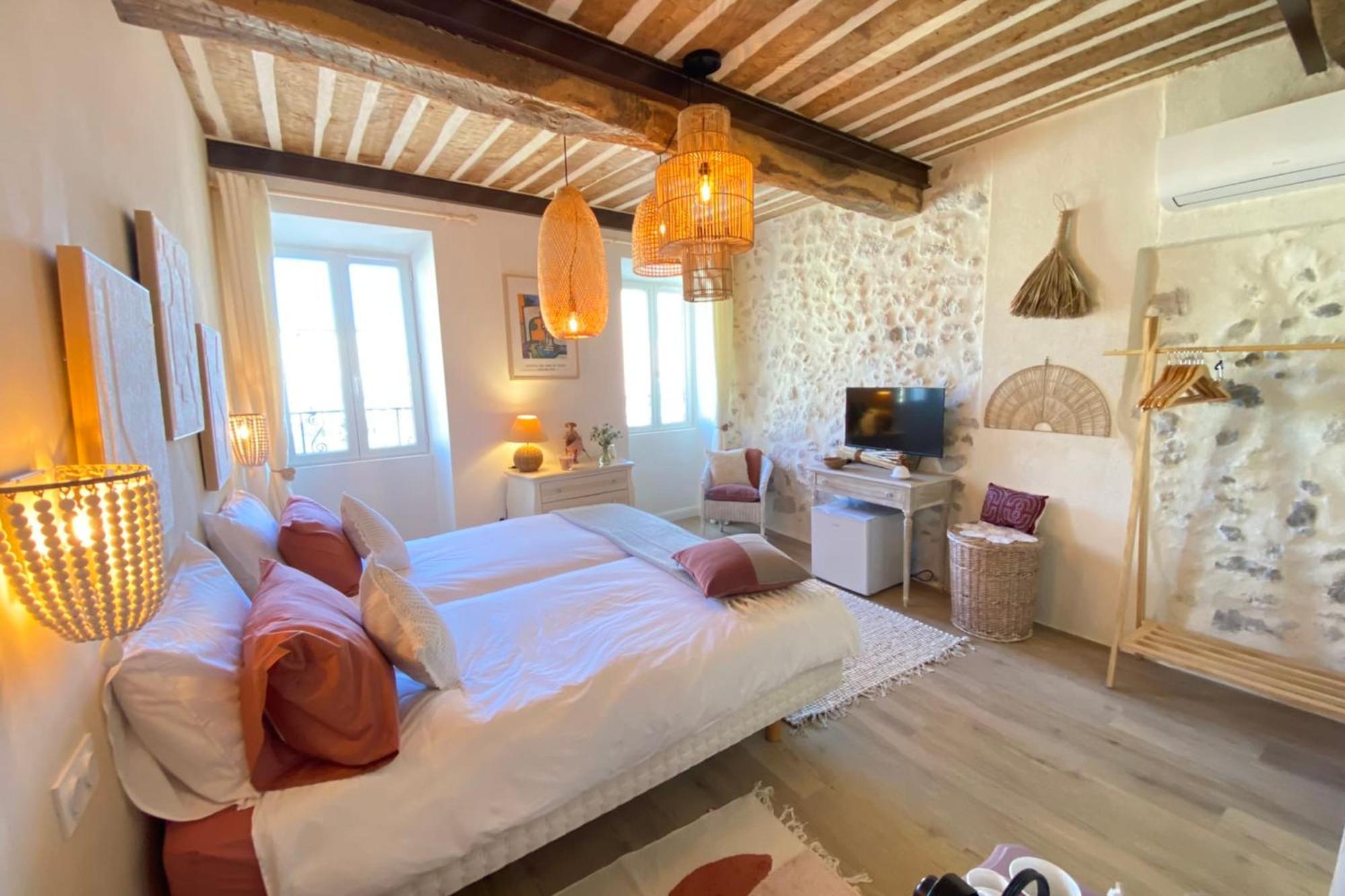 La Sanverine Private Room Historic Center فونس المظهر الخارجي الصورة